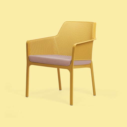 Silla Net Relax con brazos apilable