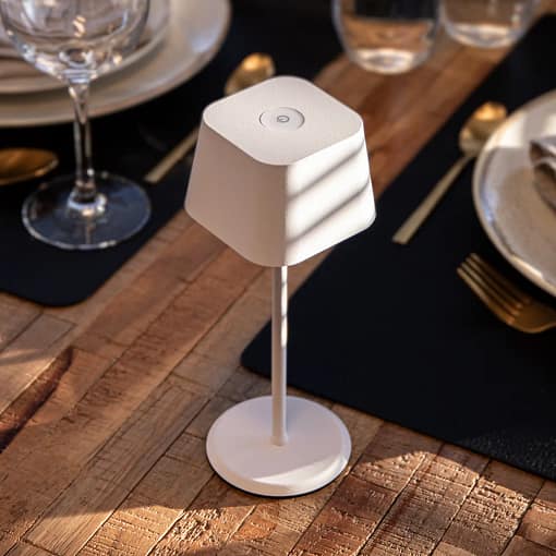 Lámpara ajustable y sin cables de mesa PARIS negra