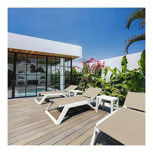 Tumbona RIO PRO apilable para exterior
